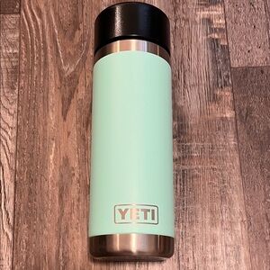 YETI Seafoam 18oz Tumbler